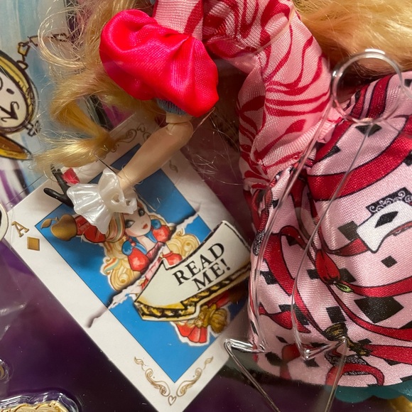 Ever After High Apple White Way Too Wonderland 12” doll. Collectible NWT NRFB - Picture 10 of 16